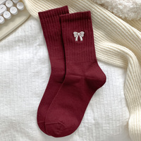 1 paire de chaussettes hautes rouges pour femmes, bas décontractés bordeaux pour l'automne/hiver