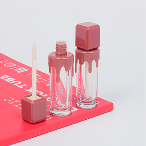 Tappo quadrato con bottiglia rotonda <span class=keywords><strong>a</strong></span> forma di <span class=keywords><strong>goccia</strong></span> d'acqua <span class=keywords><strong>a</strong></span> ultrasuoni con lucidalabbra tubo vuoto - Product Image 1