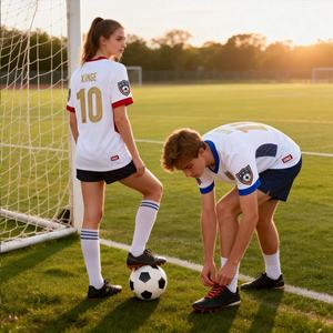 สินค้ามาใหม่ ลดราคาสุดฮอต 2026 เสื้อฟุตบอลสโมสรยอดนิยม ออกแบบเองได้ สำหรับกีฬาสตรีทแวร์และกีฬาในมหาวิทยาลัย เสื้อยืดทรงบ็อกซี่สำหรับทุกเพศ - Product Image 2