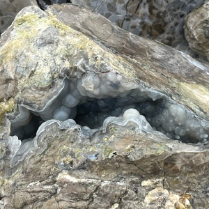 Vente en gros de pierres brutes naturelles de grande taille, cristal d'agate <span class=keywords><strong>fluorescente</strong></span>, <span class=keywords><strong>pierre</strong></span> brute de haute qualité pour la vente en gros - Product Image 3