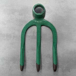 उच्च गुणवत्ता 3 प्रोंग गार्डन होई उपकरण कार्बन स्टील गार्डन फोर्क - Product Image 1