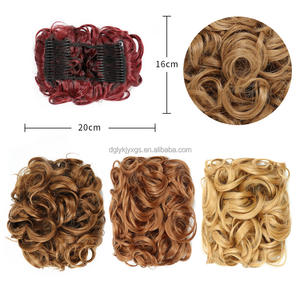Nuptiale synthétique court bouclé <span class=keywords><strong>Chignon</strong></span> peigne Clips dans les Extensions de <span class=keywords><strong>cheveux</strong></span> <span class=keywords><strong>chignon</strong></span> élastique élastique élastique Kinky Curl pour les <span class=keywords><strong>cheveux</strong></span> des femmes - Product Image 2