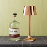 Lampe de table LED de luxe rechargeable sans fil, décoration tactile, traitement de surface par électrodéposition intérieure, modèle privé breveté