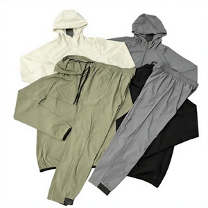 Conjunto Deportivo de 3 Piezas para Hombre, Chaqueta con Capucha y Pantalones, Resistente al Viento, Transpirable, de Secado Rápido, para Deportes al Aire Libre de Primavera - Product Image 3