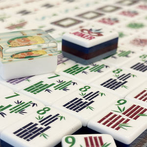 مجموعة ماجونغ أمريكية فاخرة مخصصة 160/166 قطعة، بلاط أكريليك فاخر منقوش، مجموعة لعبة ماجونغ للترفيه في الحفلات - Product Image 2