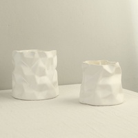 Nouveau Pot à Bougie en Céramique Créatif Gaufré Plissé, Forme d'Origami Irrégulière, pour le Remplissage de Cire, Fabriqué en Chine