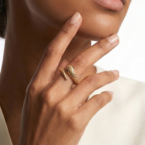 Bague Serpent Vintage en Acier Inoxydable Plaqué Or 18K pour Femme, Étanche et Inaltérable, Bijou Tendance - Product Image 2