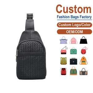 Elegante bolso de pecho para hombre de cuero tejido — Tejido a mano con diseño de diamantes, correa ajustable, perfecto para profesionales urbanos y viajeros - Product Image 2