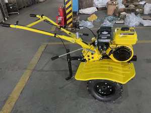 Tracteur de jardin fiable à quatre roues motrices de 9 CV, alimenté à l'essence, avec moteur écologique pour usage agricole et culture des terres - Product Image 5