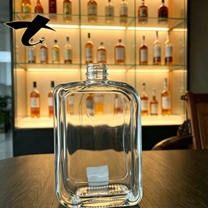 Botellas de Licor de Vidrio Vacías de 500 ml al Por Mayor a Bajo <span class=keywords><strong>Precio</strong></span>, Recipientes Duraderos para Bebidas Espirituosas, Grabado Láser Personalizado, Opción de Recubrimiento por Pulverización - Product Image 1