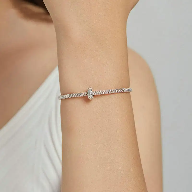 Оптовая продажа дизайнерских браслетов на заказ очаровательные 925 стерлингового серебра подвески в форме сердца и подвески
