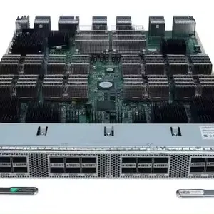 Ci SC o Nexus 7700 Módulo Ethernet de 24 puertos de 40 Gigabit 1. = Conmutadores de red