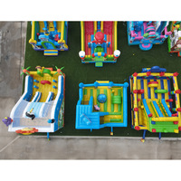 Château gonflable combiné avec toboggan pour parc d'attractions sportif personnalisé, aire de jeux gonflable pour enfants pour sauter et jouer