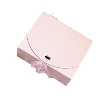 Emballage en carton ondulé de luxe personnalisé boîte-cadeau pour bébé boîtes à vêtements coffrets cadeaux de mariage pour cadeaux avec ruban