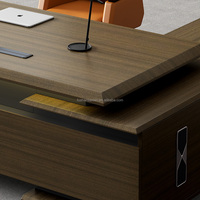 Bureau du président Bureau du patron 2.4m Bureau de direction moderne simple 3.2m Bureau du directeur du président Ensemble de table et de chaises en forme de L
