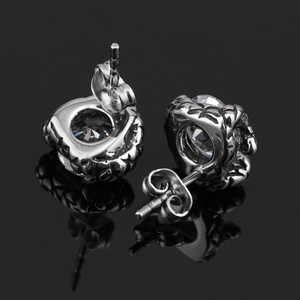 Pendientes de serpiente con cierre de rosca para hombre, estilo punk gótico, con diseño de tapones redondos y túnel para la oreja - Product Image 3