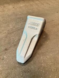 Ad alte prestazioni per <span class=keywords><strong>Hyundai</strong></span> Mini escavatore benna denti alto punto dente 2713-00032RC macchine da costruzione pezzi di ricambio - Product Image 3