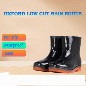 <span class=keywords><strong>Bottes</strong></span> de cuisine de couleur noire en matériau oxford doublure en peluche à coupe basse en PVC (facultatif) <span class=keywords><strong>bottes</strong></span> de pluie d'hiver imperméables botte de jardin - Product Image 3