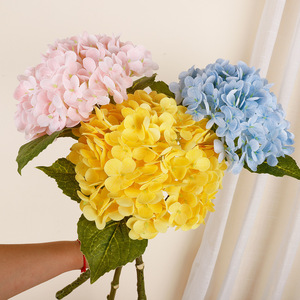 ดอกไฮเดรนเยียประดิษฐ์ในแจกัน ดอกไม้จำลองคุณภาพสูง สำหรับตกแต่งงานแต่งงาน ตกแต่งห้องนั่งเล่น ทำจากพลาสติกและลวดอ่อน - Product Image 1