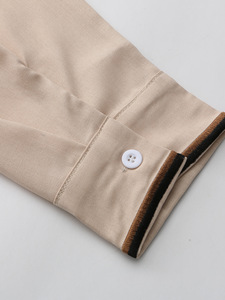 Abito Lungo da Uomo Ricamato Kaftan Thobe Casual con Collo a V e Maniche a Pipistrello, Abbigliamento Islamico da Uomo alla Moda per <span class=keywords><strong>la</strong></span> Giornata Nazionale - Product Image 6