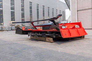 Accesorios para cargadora de dirección deslizante Cubos vibratorios, abridores de discos, excavadoras de árboles, quitanieves, apisonadoras de clasificación - Product Image 4