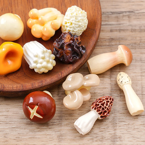 Juguetes de comida en miniatura simulados: pequeños champiñones shiitake, hongo blanco, hongo negro. Accesorios de decoración DIY para jardinería - Product Image 2