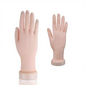 Main Artificielle d'Entraînement pour Nail Art avec Options Droite/Gauche, Caractéristiques Positionnables et Pliables, Vente en Gros Disponible - Product Image 1