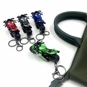 Porte-clés moto en alliage créatif motif dessin animé, pendentif de sac exquis, petit cadeau, vente en gros - Product Image 2