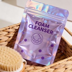 Pochette d'échantillons cosmétiques en <span class=keywords><strong>film</strong></span> holographique couleur, sac d'emballage de beauté personnalisé pour les soins de la peau, petite pochette irisée, vente chaude - Product Image 3