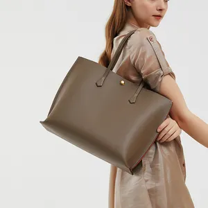 Sacs fourre-tout en cuir de marque privée avec logo imprimé personnalisé Sacs fourre-tout pour ordinateur portable pour femmes