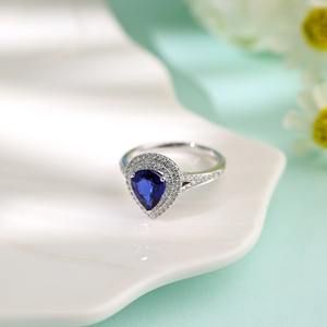 แหวนแต่งงานหรูหราแบบคริสเตียนประดับไพลินทรงลูกแพร์ทองคำแท้ 18K แบบสั่งทำขายส่งสำหรับผู้หญิงสวมใส่ในชีวิตประจำวัน - Product Image 5