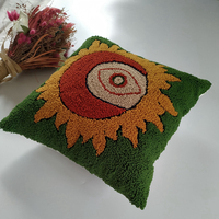 benutzerdefiniertes design lustiges haken-kissen dekoration schlagnadel handgefertigtes wurfkissen für couch sofa