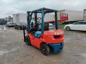 Japan Used Diesel <b>Forklift</b> Toyota 25 2.5Ton Diesel <b>Forklift</b> Original Cheap Price With Good Performance - Product Image 6