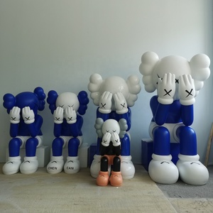 Escultura Artística de Resina Personalizada, Figura Pintada a Mano, Adorno Decorativo para el Hogar, Rostro Cubierto Sentado - Product Image 3