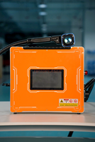 Équipement de nettoyage au laser à impulsions de fibres ultra-compact, machine de nettoyage au laser pour le métal et le bois avec source laser Mopa