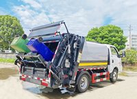 Camion à ordures diesel manuel Dongfeng 5000L avec compacteur hydraulique et fonction de recyclage pour le transport des déchets urbains