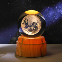 Boule de Voie Lactée 3D en Cristal Laser Lumineuse avec Base LED Rotative en Plastique Sablé pour Ornement de Bureau - Vente en Gros