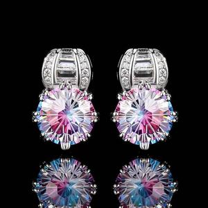 Magnifiques boucles d'oreilles Aurora/vertes en <span class=keywords><strong>CZ</strong></span> pavé pour soirée haut de gamme - Product Image 4