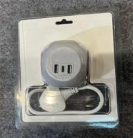 Regleta de alimentación compacta con 4 tomas de 10A, enchufe multitype y puerto USB-C, cable de extensión