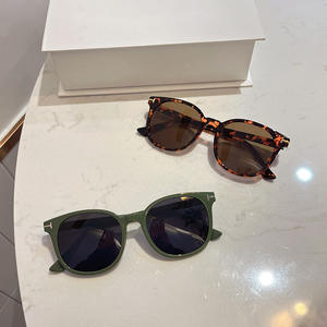 Lunettes de soleil Qianai, monture TR90, protection UV400, type 3 verres, style unisexe F2-22007 - Product Image 5