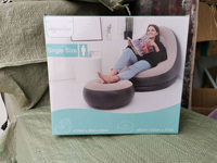 Canapé paresseux gonflable épaissi de vente chaude avec repose-pieds canapé extérieur pliable et portable en PVC multicolore