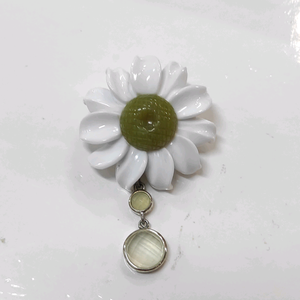 Colgante de Ágata con Forma de Flor y Engaste de Plata 925, Encanto Temático Adorable para Uso Diario - Product Image 1