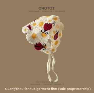 Bandeau en laine tricoté à la main style doux et mignon pour femme, accessoire capillaire, écharpe carrée au crochet, fleur d'été, idéal pour les sorties printemps-automne - Product Image 6