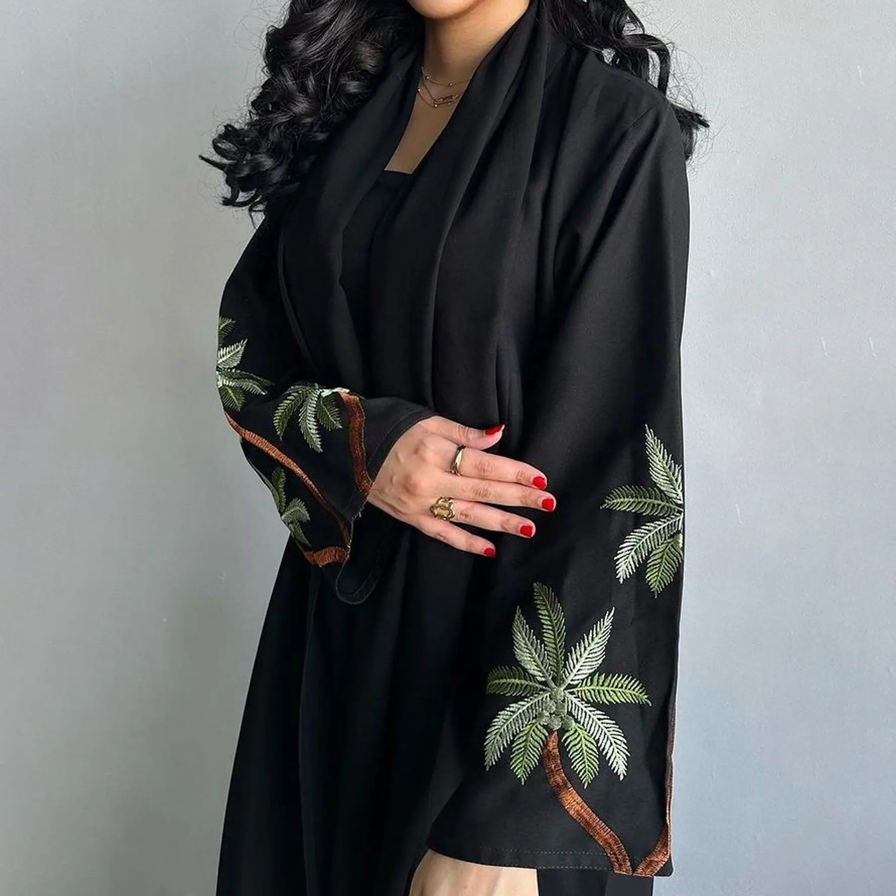 공장 Jalabiya 자수 긴 소매 아프리카 모로코 가운 드레스 블랙 캐주얼 오픈 기모노 Abayas 이슬람 여성을위한