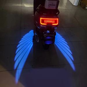 新型バイクフロアランプエンジェルウィングプロジェクションウェルカム雰囲気カーペット改造ユニバーサル広州 - Product Image 4