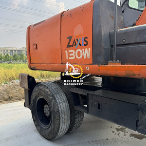 Excavatrice sur pneus d'occasion d'origine japonaise Hitachi ZX130W en stock, Excavadora Hitachi ZX130 ZX135 ZX135US d'occasion à Shanghai - Product Image 4