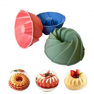 Lot de 6 moules en silicone réutilisables antiadhésifs sans BPA pour cupcakes et muffins, faciles à démouler, pour fêtes, maison, boulangerie et four - Product Image 4