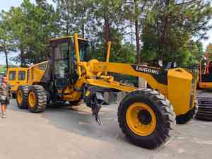 Niveleuse LIUGONG 4215DG4MAX – Prix usine Chine – Machine de construction routière – Rouleau à double tambour – Essentiel : Moteur et pompe - Product Image 5