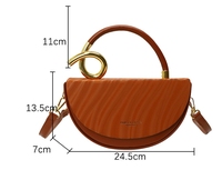 Nouveauté : Sac bandoulière demi-lune pour femme avec poignée spirale en métal doré, en cuir PU effet vague d'eau, mini sac selle de luxe