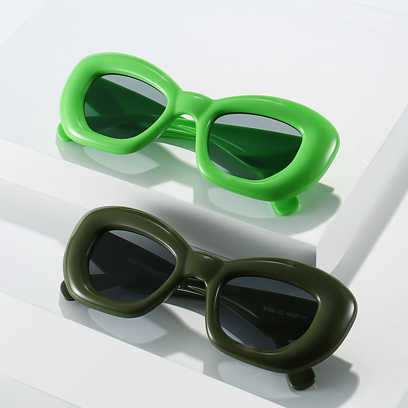 ★HANGLE EYEWEAR★ Oversized SUN Green Céline - Oversized Sunglasses in Acetate - Milky Green